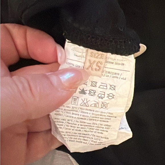 Black Short Sleeve Tee with Embellishments|size XS - Picture 7 of 8